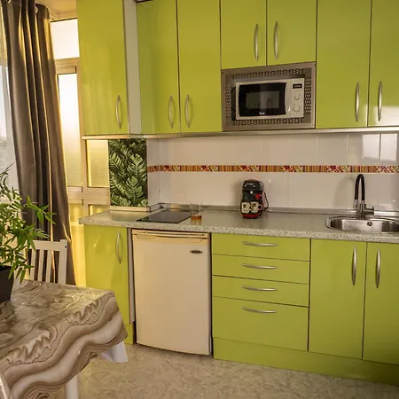 Maite Sky - Beachfront Gæstehus 3*